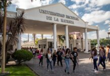 LA UNLAM DESMIENTE QUE UN ESTUDIANTE AMENAZÓ Y FUE ARMADO A LA INSTITUCIÓN