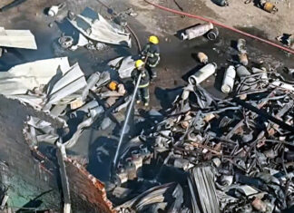 Dramático incendio en Merlo: explotaron garrafas y evacuaron a 300 personas